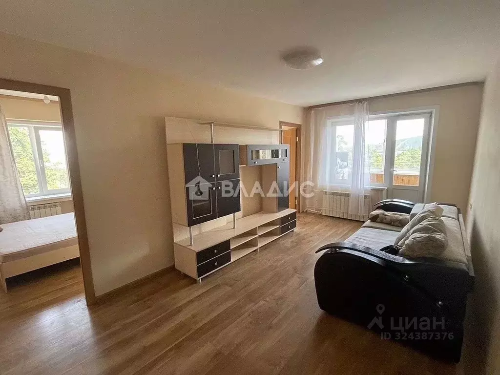 3-к кв. Бурятия, Улан-Удэ 102-й мкр, ул. Ринчино, 14 (56.4 м) - Фото 1