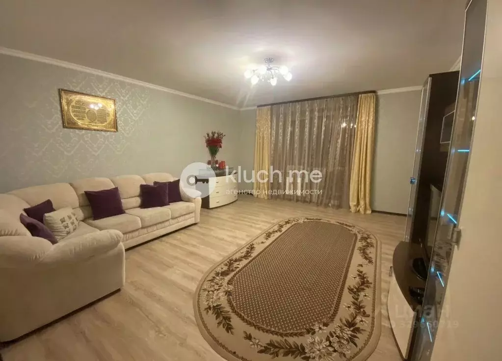 2-к кв. Татарстан, Казань Гвардейская ул., 31/42 (93.3 м) - Фото 1