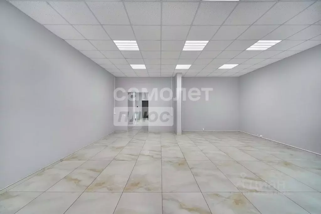 Помещение свободного назначения в Калужская область, Балабаново г. ... - Фото 1