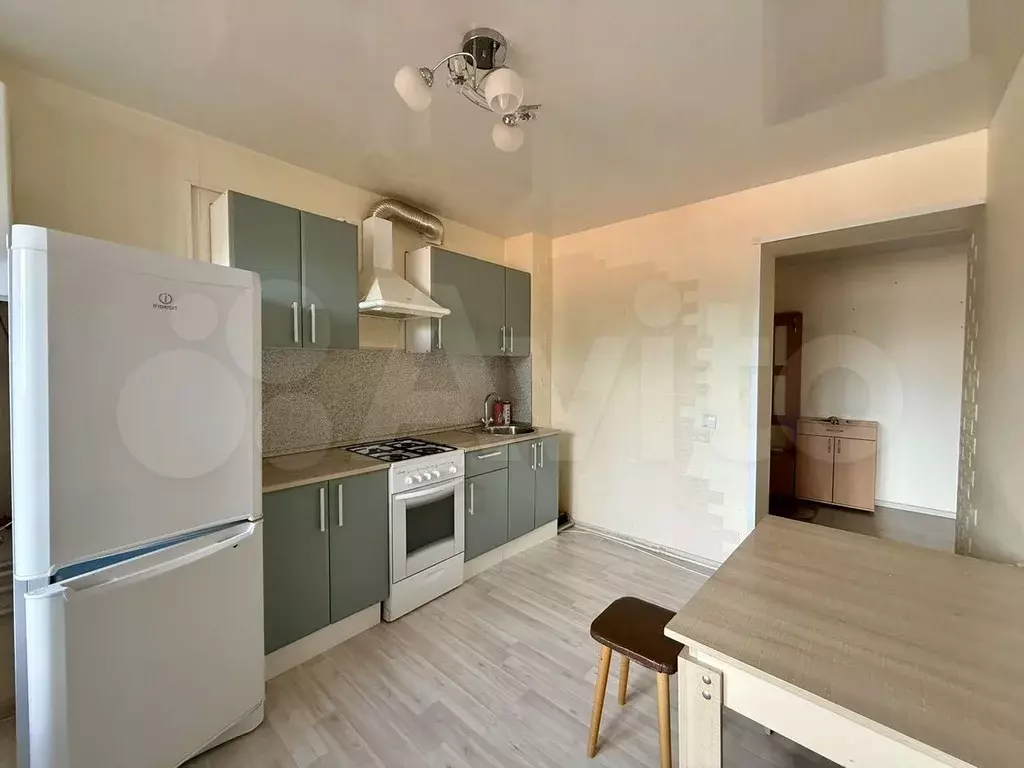 2-к. квартира, 58 м, 2/5 эт. - Фото 1