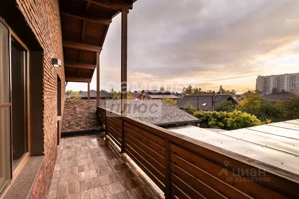 Дом в Московская область, Одинцовский городской округ, с. Немчиновка, ... - Фото 1