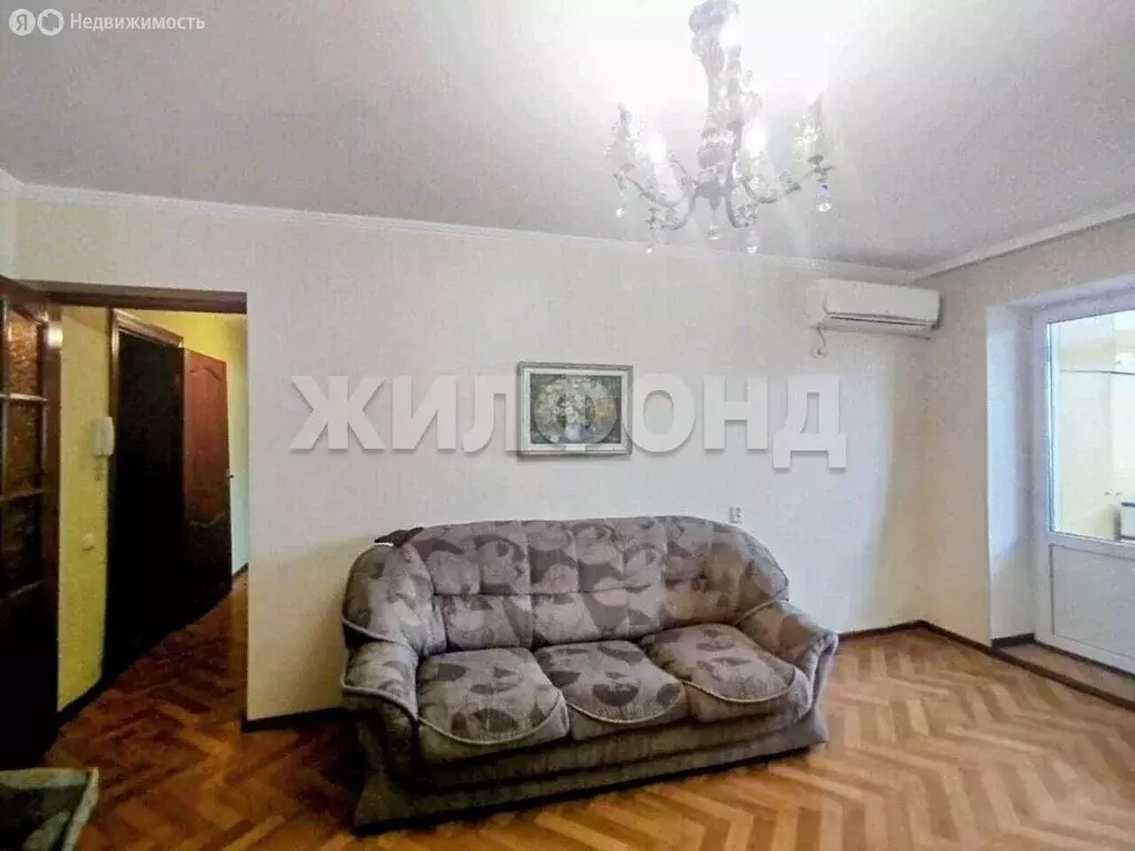 2-комнатная квартира: Георгиевск, улица Дзержинского, 21/1 (50 м) - Фото 1