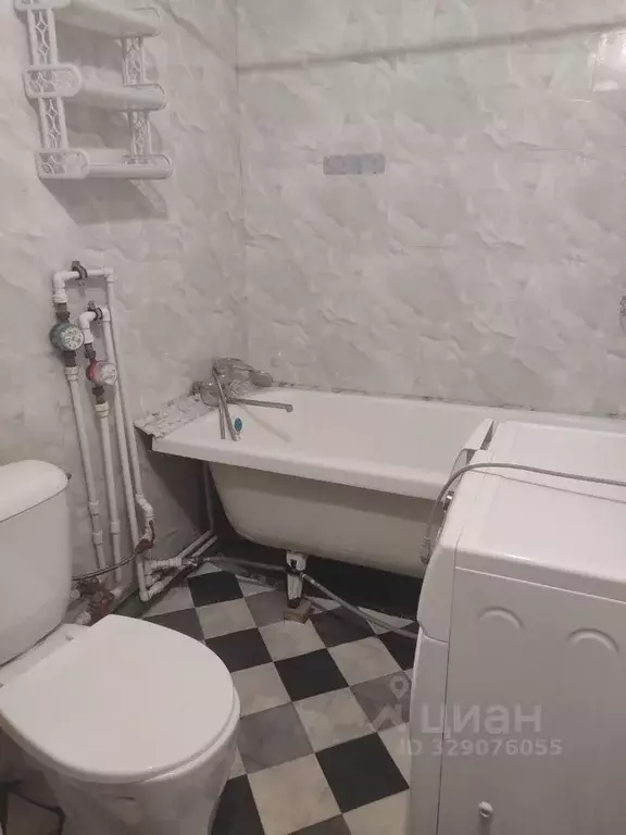 2-к кв. Хакасия, Абакан ул. Вяткина, 33 (45.0 м) - Фото 2