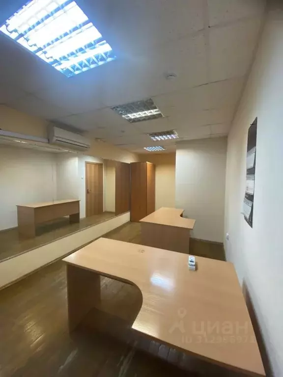 Офис в Свердловская область, Екатеринбург ул. Луначарского, 194 (16 м) - Фото 1