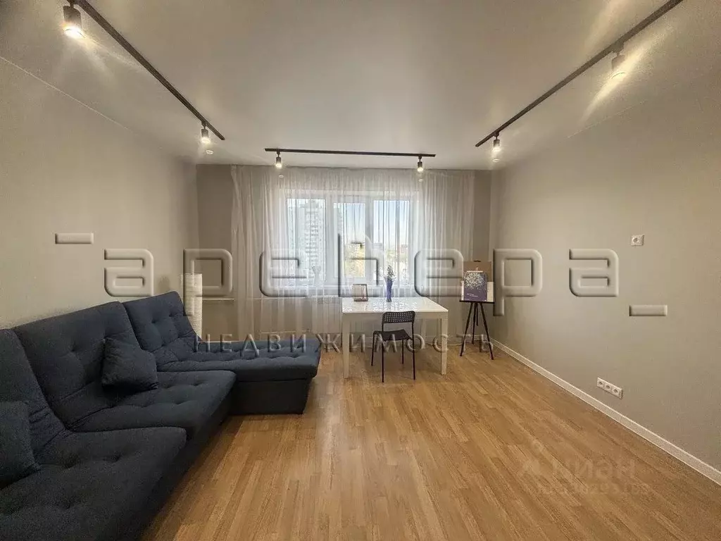 4-к кв. Красноярский край, Красноярск ул. Менжинского, 12б (78.9 м) - Фото 1