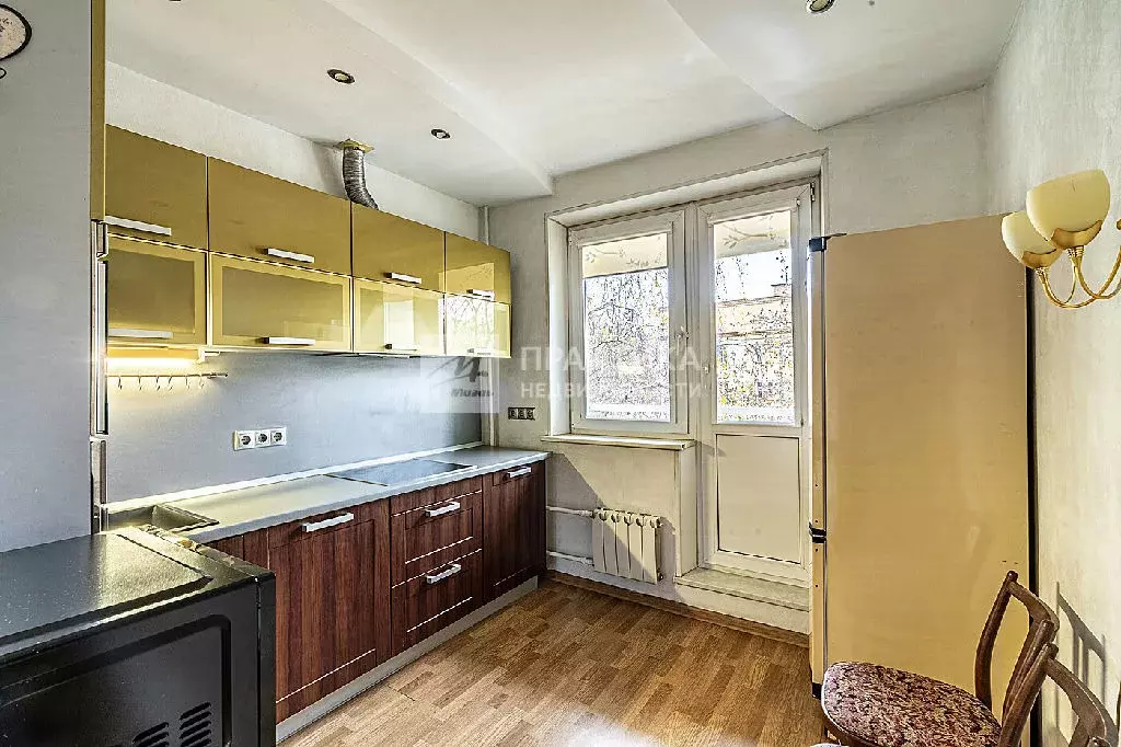 Продается 3-комнатная квартира - Фото 1