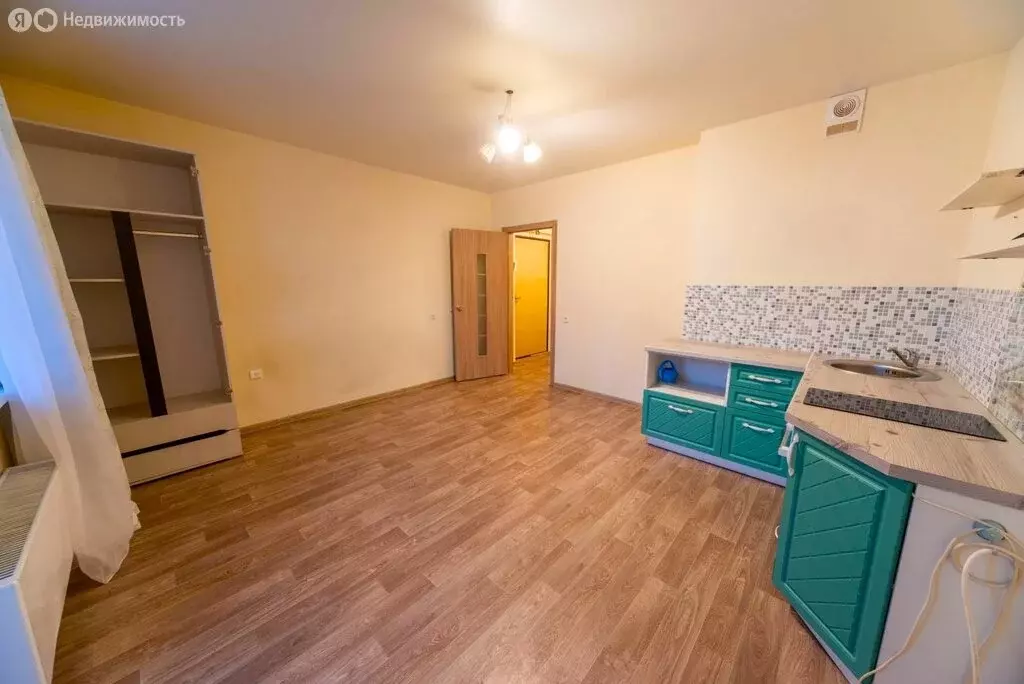 Квартира-студия: Челябинск, улица Александра Шмакова, 39А (23.7 м) - Фото 2