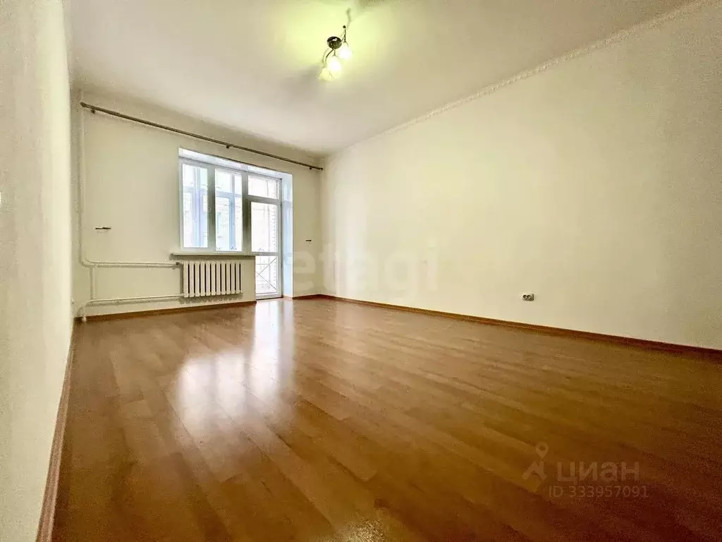 2-к кв. Татарстан, Казань ул. Зинина, 24 (91.1 м) - Фото 1