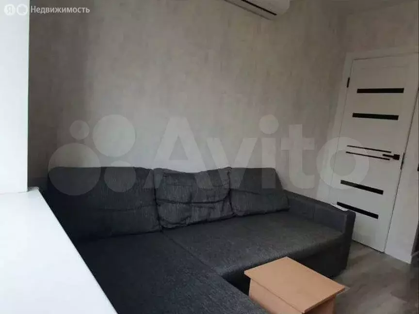 1-комнатная квартира: Краснодар, улица им. Героя Сарабеева В.И., 7 (32 ... - Фото 1