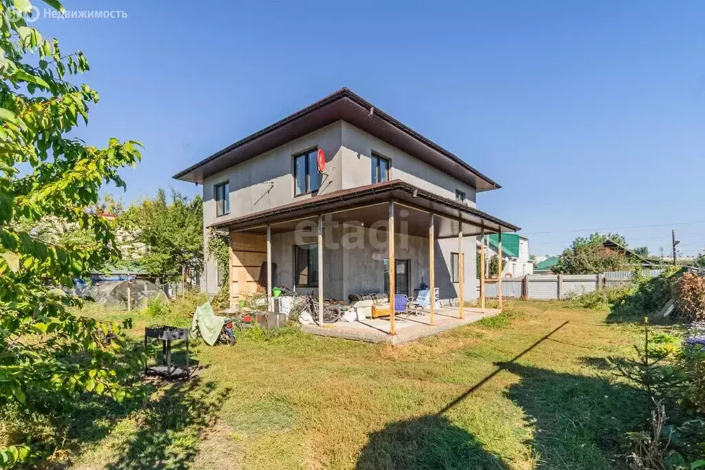 Дом в Энгельс, 2-й Речной переулок (192.2 м) - Фото 1