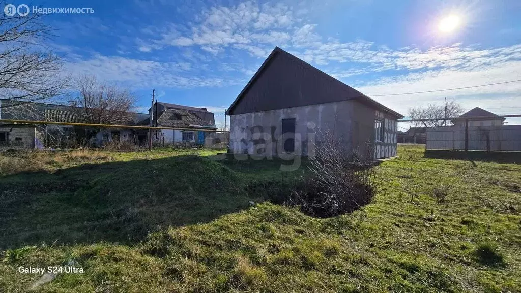 Дом в станица Гостагаевская, Советская улица (100 м) - Фото 0