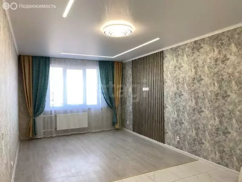 2-комнатная квартира: Оренбург, улица Автомобилистов, 15 (72 м) - Фото 1