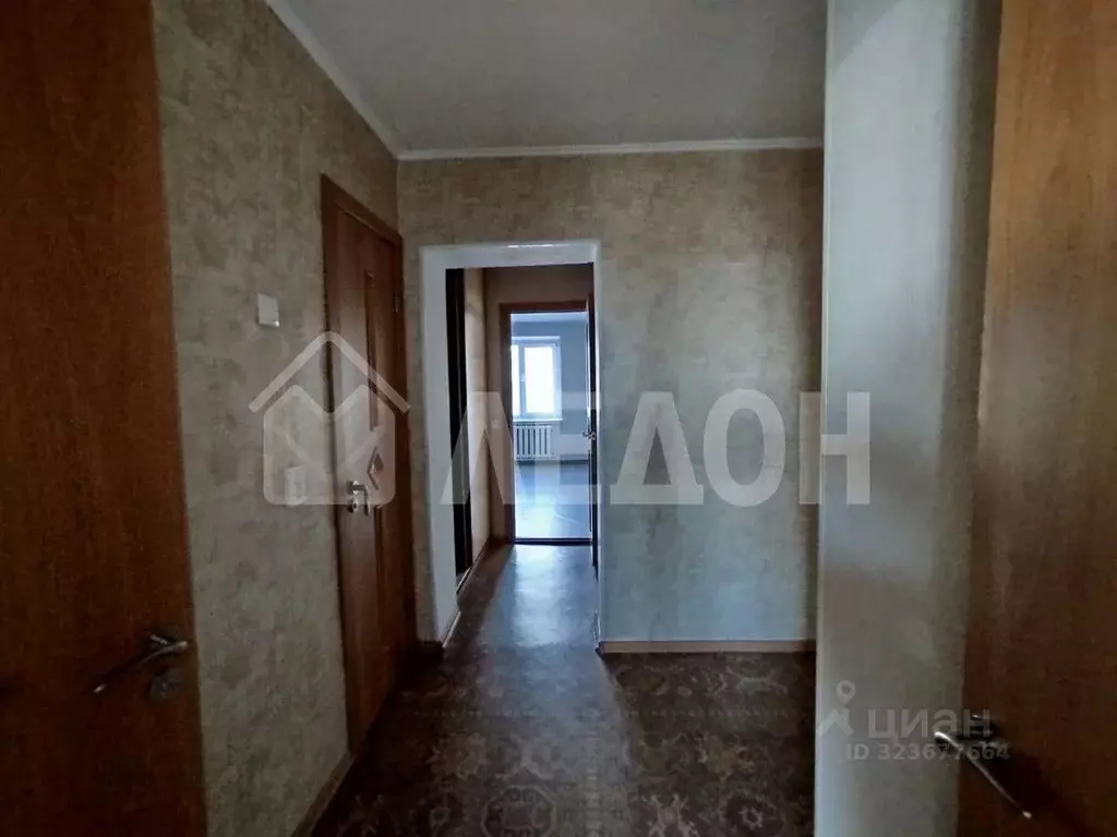 3-к кв. Омская область, Омск ул. Нефтебаза, 5 (70.0 м) - Фото 1