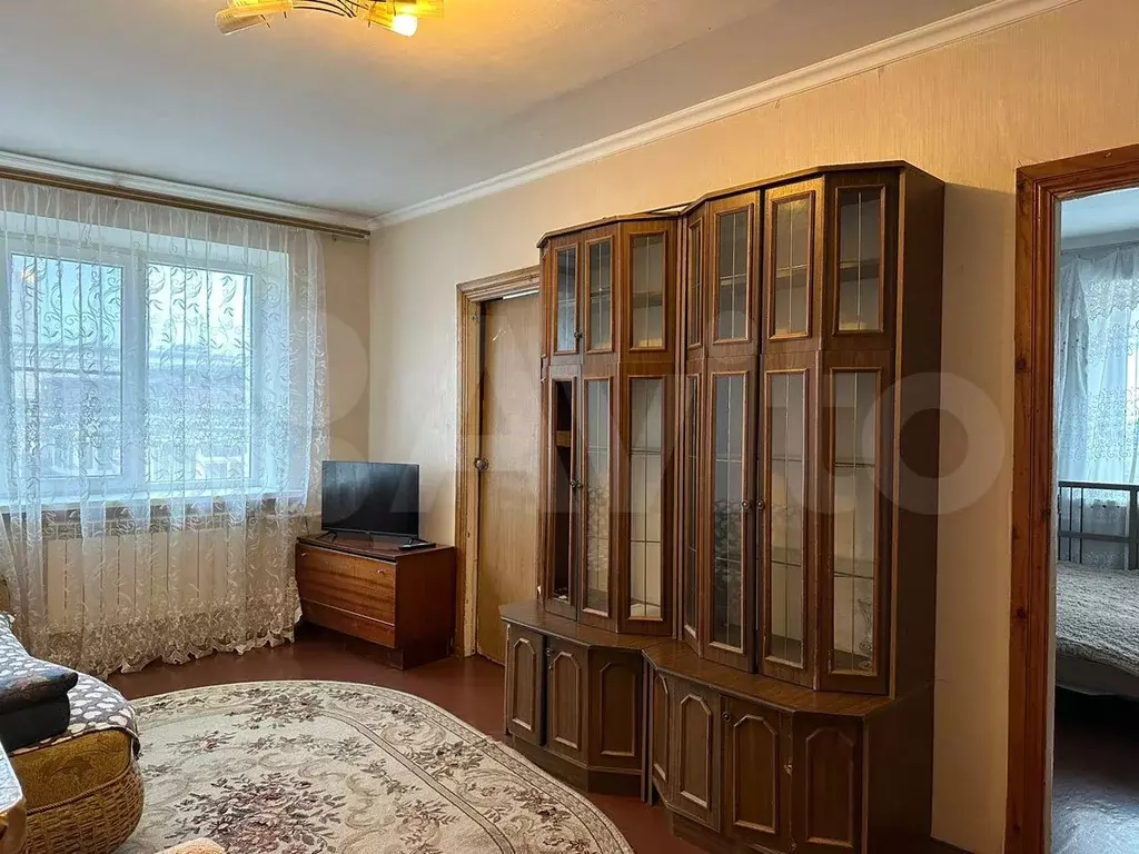 4-к. квартира, 61м, 5/5эт. - Фото 0