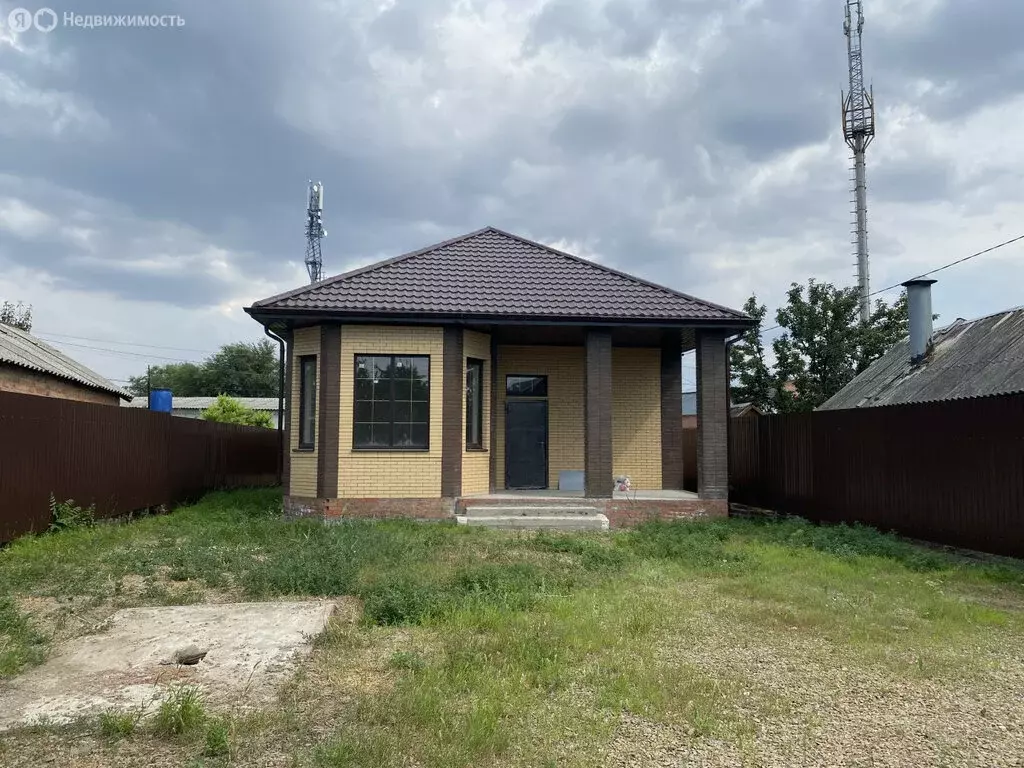 Дом в Ростов-на-Дону, Особенная улица (80 м) - Фото 0