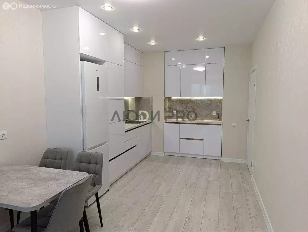 2-комнатная квартира: Уфа, улица Сагита Агиша, 19 (39.6 м) - Фото 1