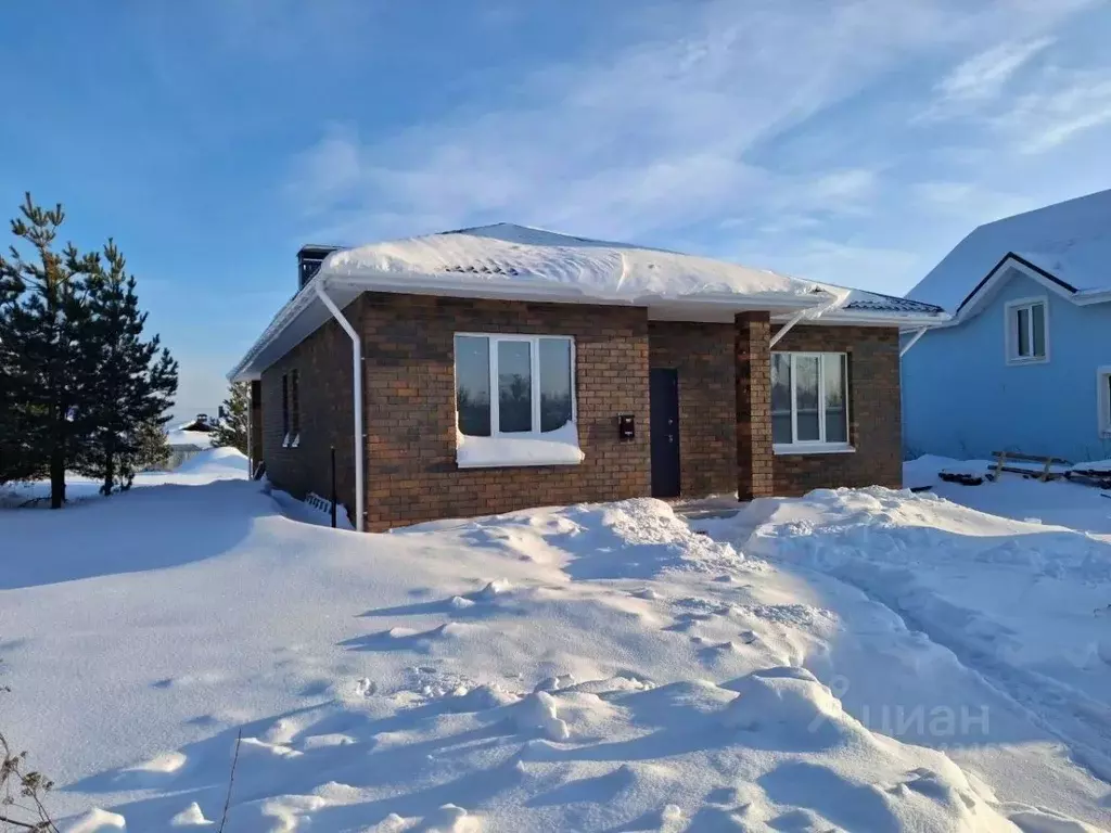 Дом в Татарстан, Лаишевский район, Сокуровское с/пос, д. Обухово ул. ... - Фото 1
