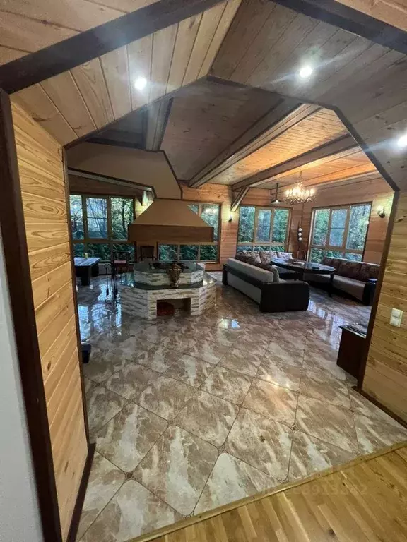 Дом в Московская область, Одинцовский городской округ, с. Перхушково  ... - Фото 2