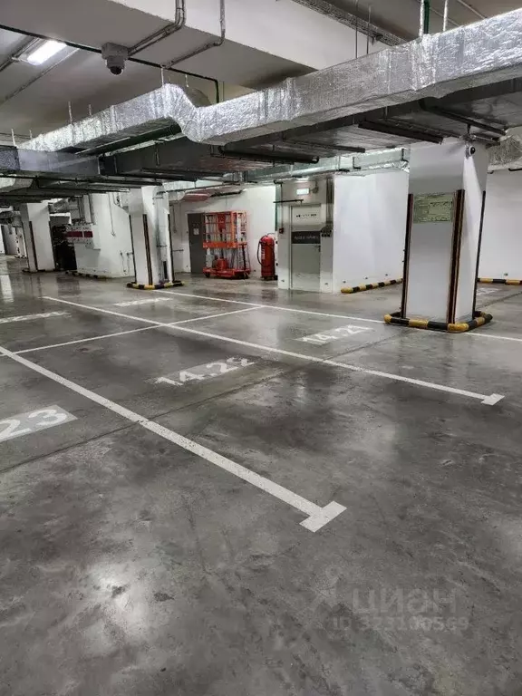 Гараж в Москва наб. Пресненская, 12 (14 м) - Фото 1