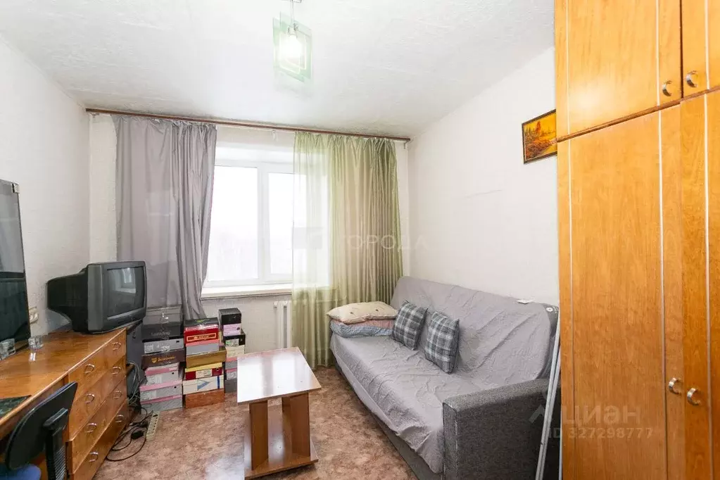 Комната Новосибирская область, Новосибирск ул. Забалуева, 74 (12.3 м) - Фото 2