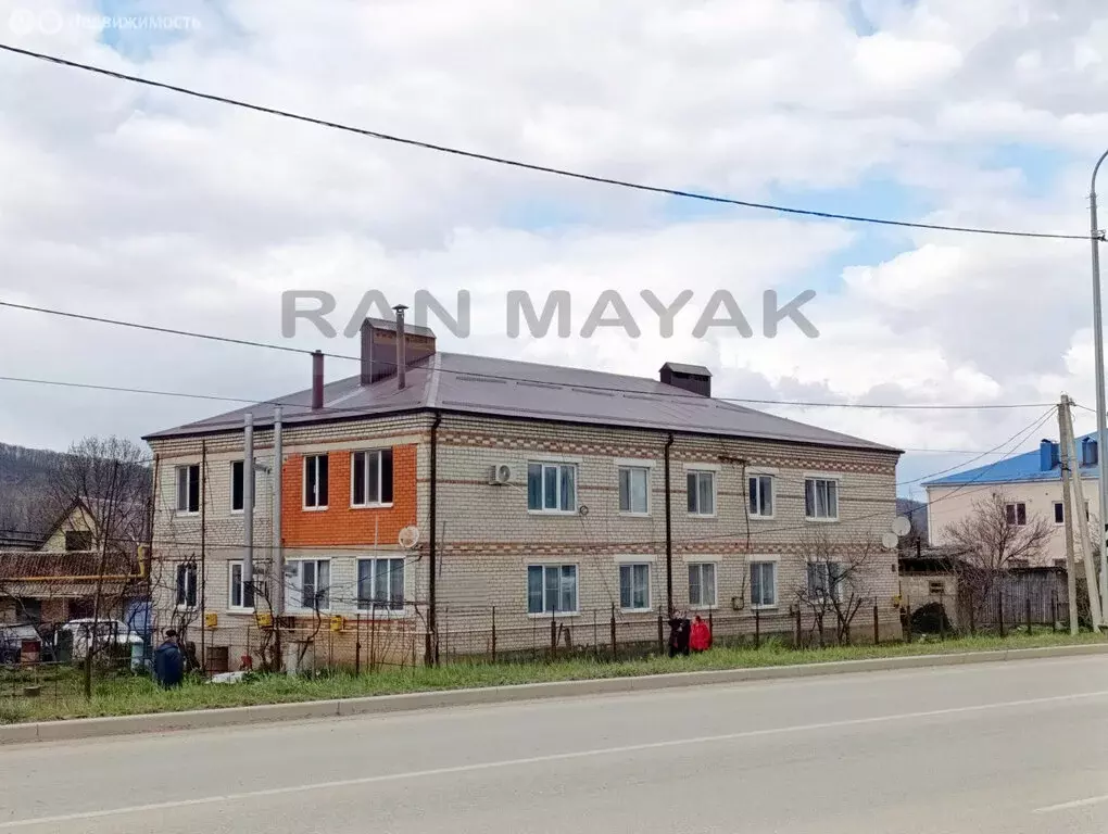 2-комнатная квартира: посёлок Каменномостский, улица Мира, 92 (42.9 м) - Фото 1