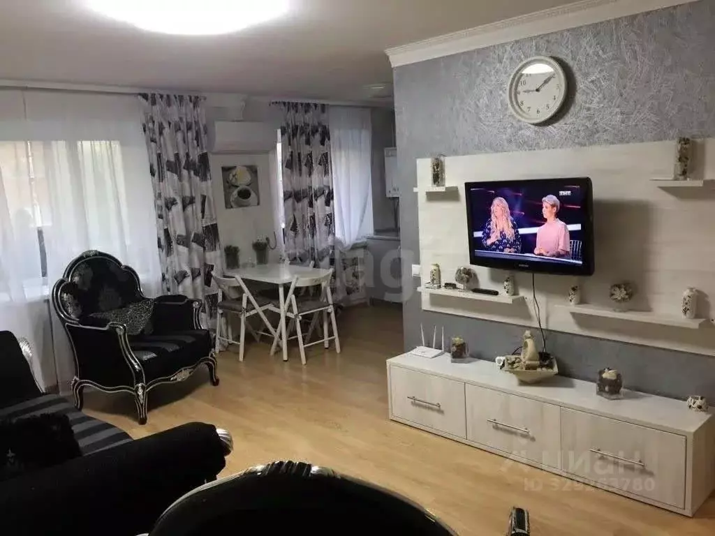 2-к кв. Башкортостан, Уфа просп. Октября, 42А (42.2 м) - Фото 1