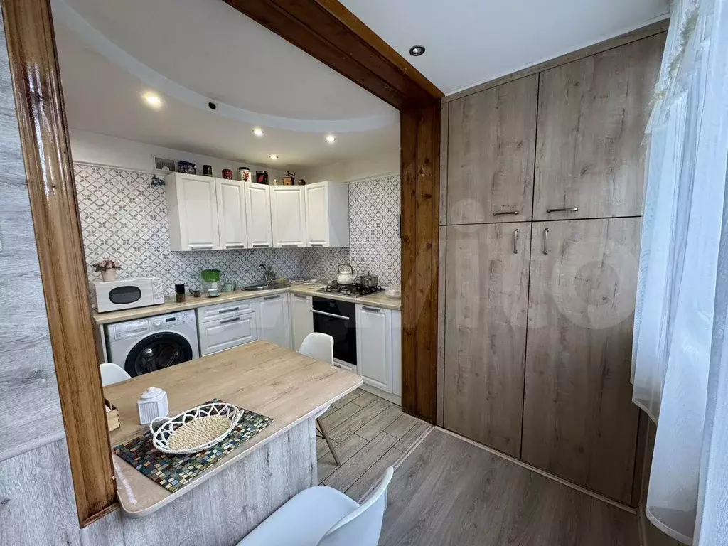 2-к. квартира, 58 м, 5/5 эт. - Фото 1