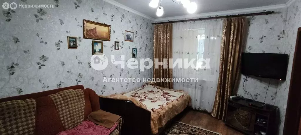 2-комнатная квартира: Каменск-Шахтинский, улица Мусина, 74 (49 м) - Фото 1