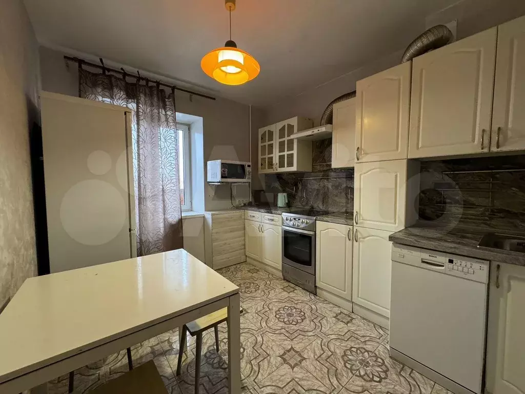 3-к. квартира, 65 м, 10/17 эт. - Фото 1