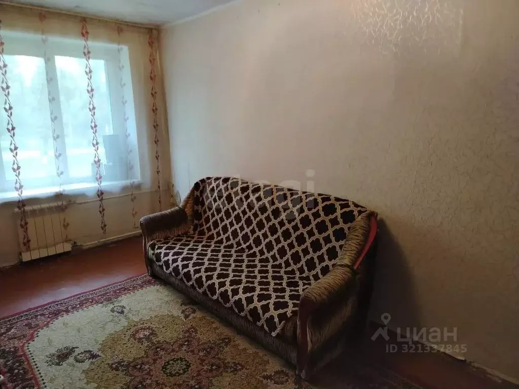 2-к кв. Кемеровская область, Новокузнецк ул. 40 лет ВЛКСМ, 57 (42.2 м) - Фото 0