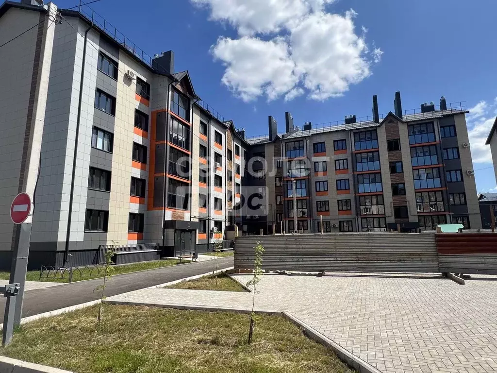 1-к кв. Башкортостан, Мелеуз ул. Шлычкова, 1 (51.7 м) - Фото 0