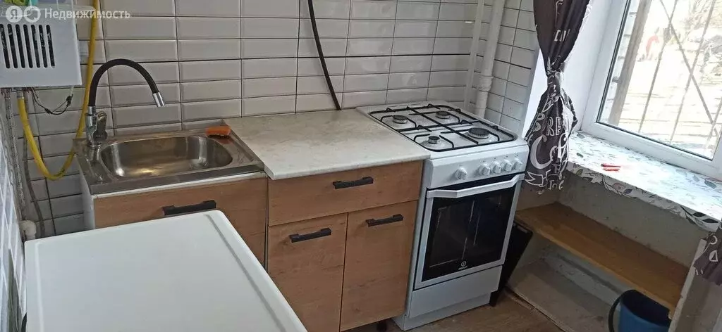 3-комнатная квартира: Санкт-Петербург, Благодатная улица, 35 (49 м) - Фото 2