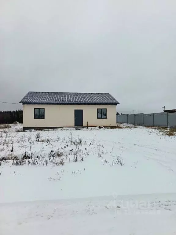 Дом в Пермский край, Пермский муниципальный округ, д. Большакино ул. ... - Фото 1