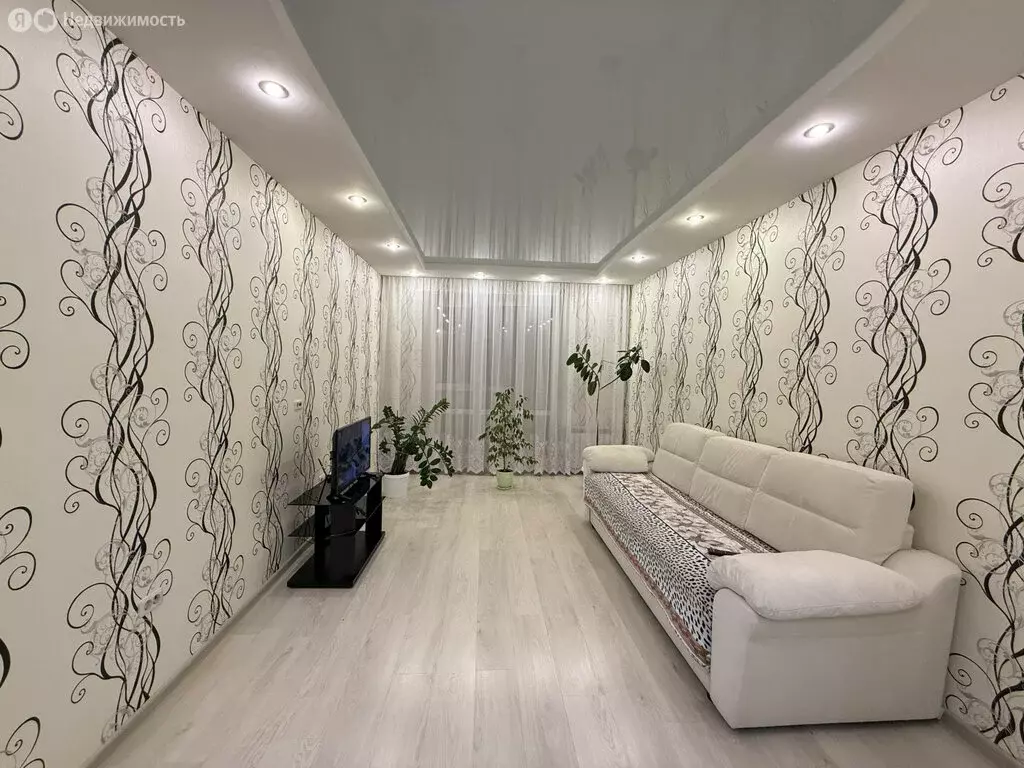 3-комнатная квартира: Киров, Егоровская улица, 3 (69.9 м) - Фото 1