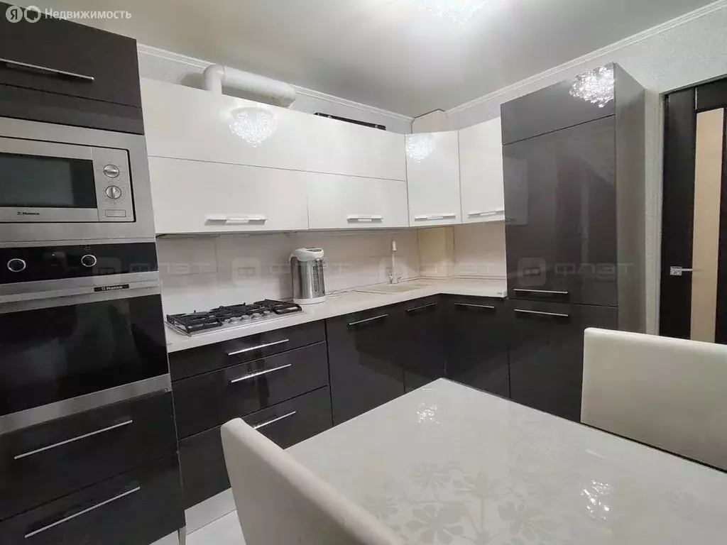 3-комнатная квартира: Казань, улица Вишневского, 59Ак3 (61.3 м) - Фото 1