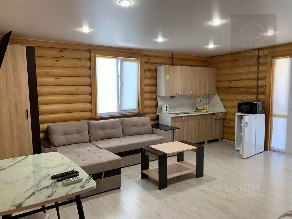Дом в Крым, Феодосия ул. Сурожская, 12 (100 м) - Фото 1
