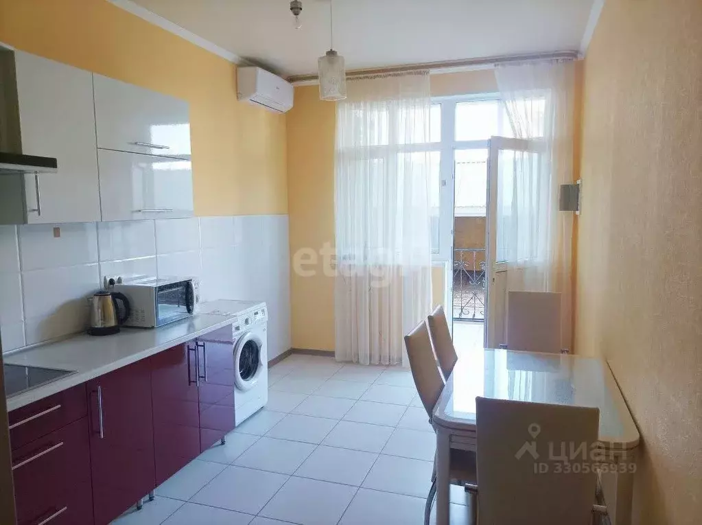 3-к кв. Крым, Феодосия ш. Керченское, 76А (91.4 м) - Фото 1