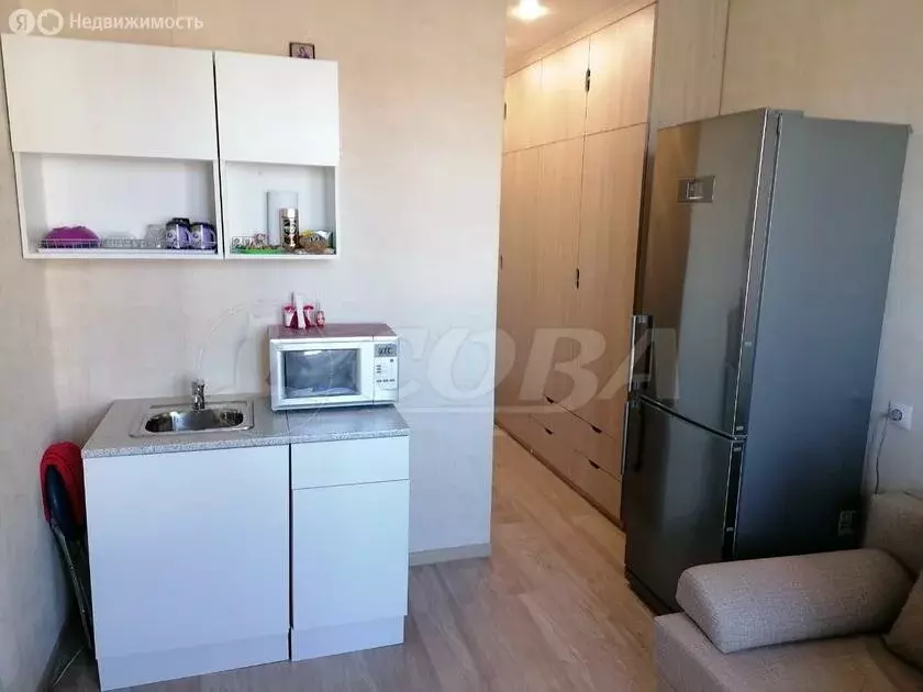 Квартира-студия: Тюмень, улица Новосёлов, 115 (15 м) - Фото 1