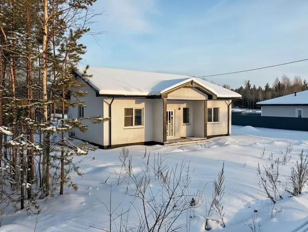 Дом в Свердловская область, Белоярский муниципальный округ, пос. ... - Фото 1