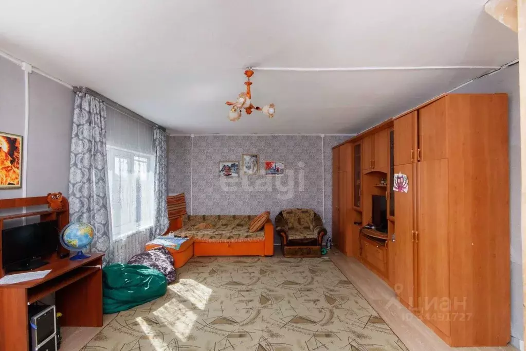 Дом в Тюменская область, Ишим ул. Серебрянка (100 м) - Фото 0