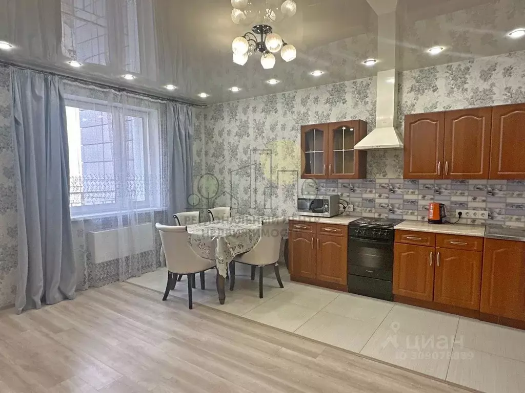 3-к кв. Иркутская область, Иркутск Топкинский мкр, 77/1 (103.0 м) - Фото 0