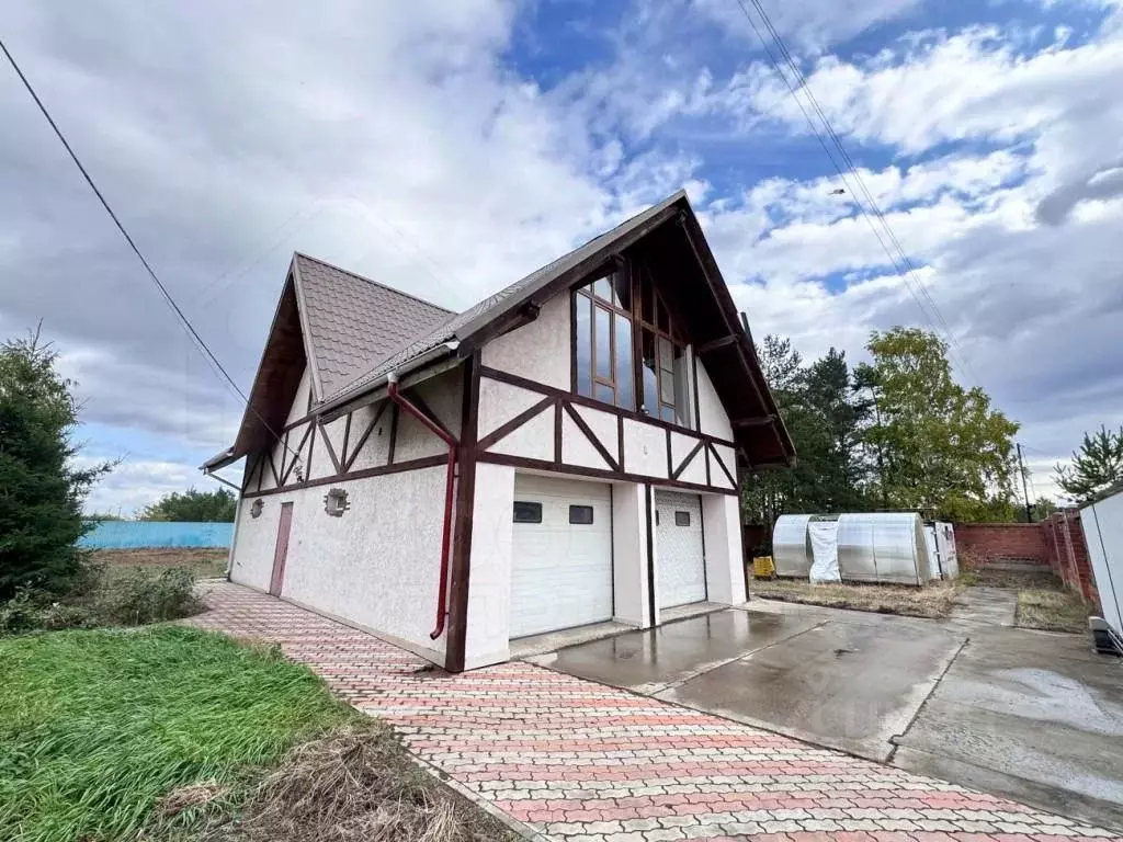 Дом в Иркутская область, Усолье-Сибирское ул. Александровская, 17А ... - Фото 1