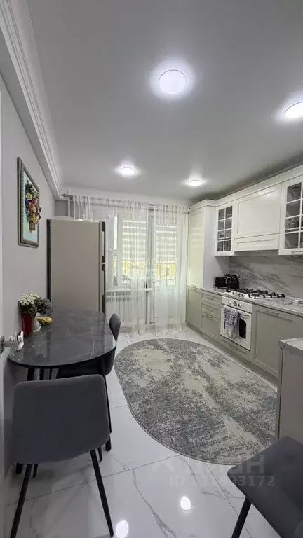 2-к кв. Дагестан, Каспийск ул. Зейнудина Батманова, 22 (91.0 м) - Фото 1