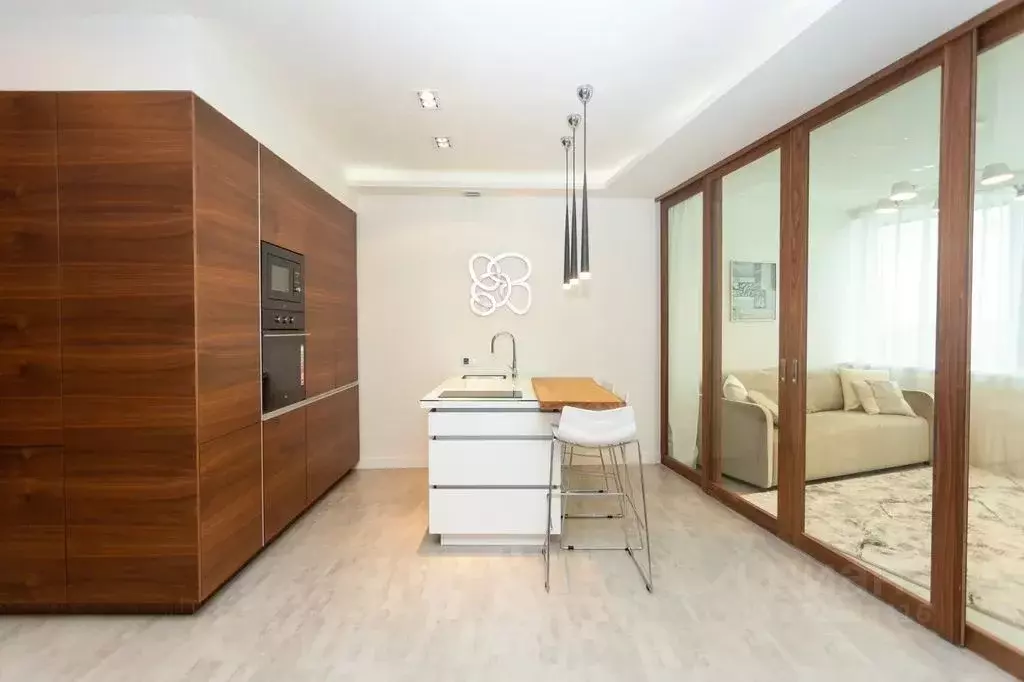 2-к кв. Татарстан, Казань просп. Альберта Камалеева, 1 (80.0 м) - Фото 1