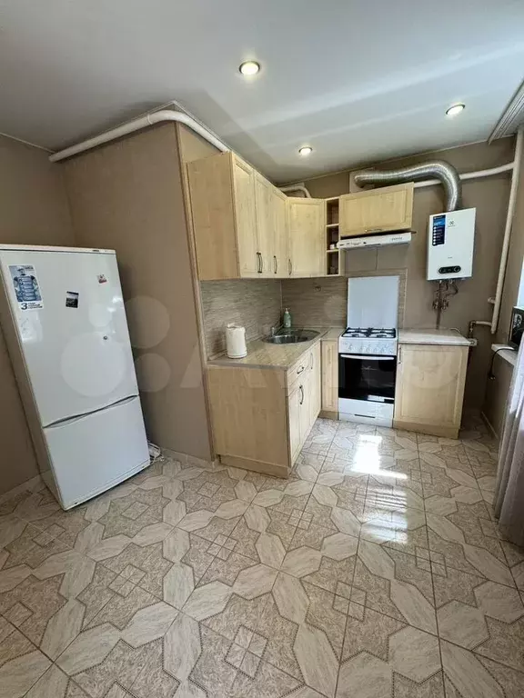 2-к. квартира, 60,8 м, 1/5 эт. - Фото 0