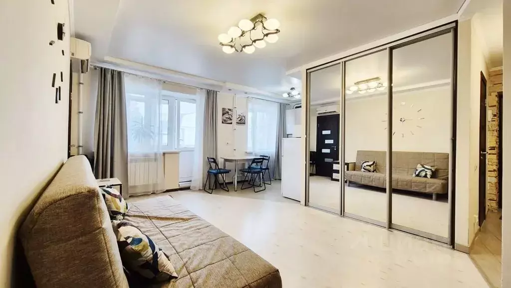 2-к кв. Татарстан, Казань ул. Карла Фукса, 4 (42.0 м) - Фото 0