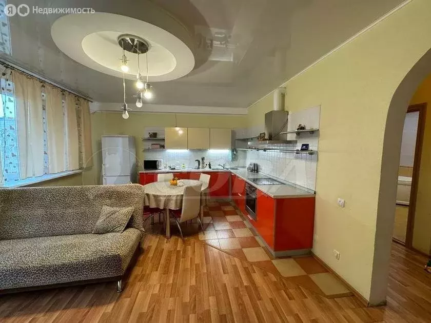 2-комнатная квартира: Тюмень, улица Салтыкова-Щедрина, 44 (95 м) - Фото 1
