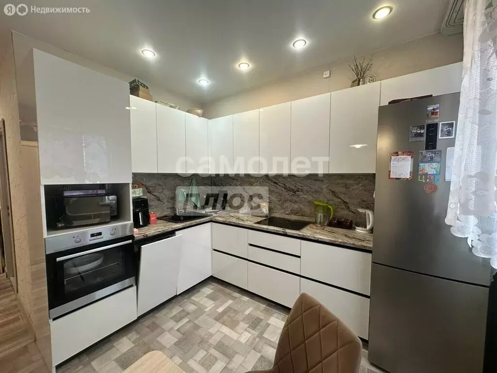 2-комнатная квартира: Шелехов, 10-й квартал, 4 (61.6 м) - Фото 1
