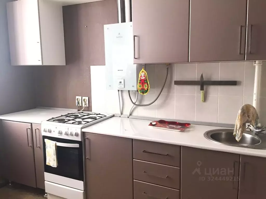 2-к кв. Челябинская область, Челябинск ул. Котина, 19 (56.6 м) - Фото 1