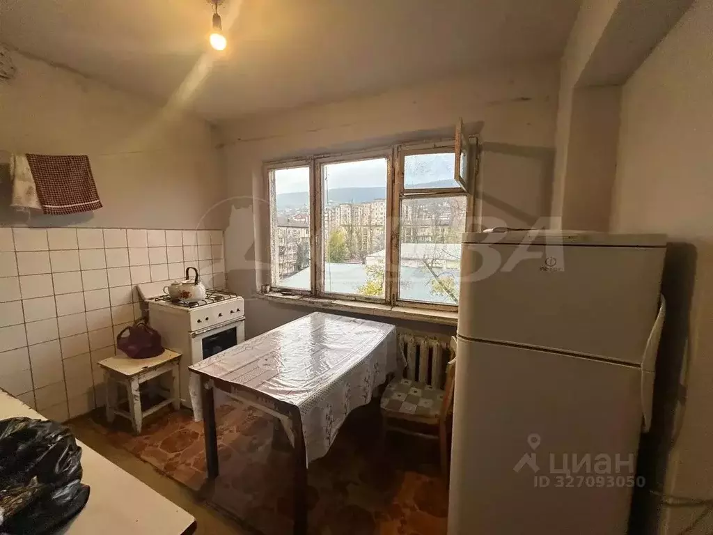 2-к кв. Дагестан, Махачкала ул. Абдулхакима Исмаилова, 6 (50.0 м) - Фото 2